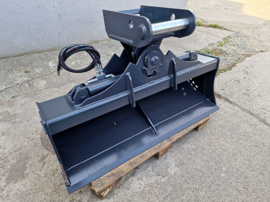 Cupa taluz inclinabila excavator