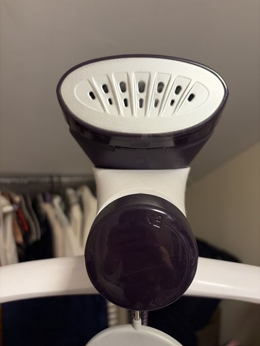 Aparat statie de calcat vertical Philips ComfortTouch GC557/30, 2000W
