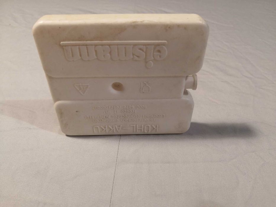 Изстудяващи акумулатори за хладилна чанта