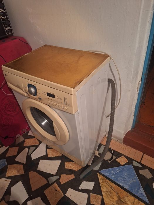 Стиралная машина LG