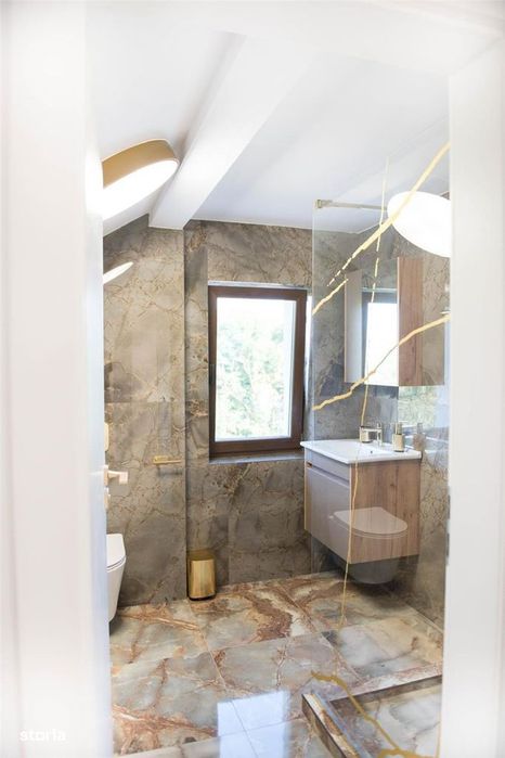 Casa 5 camere, 5 bai, Borhanci + Garaj, Piscina si curte 700 mp