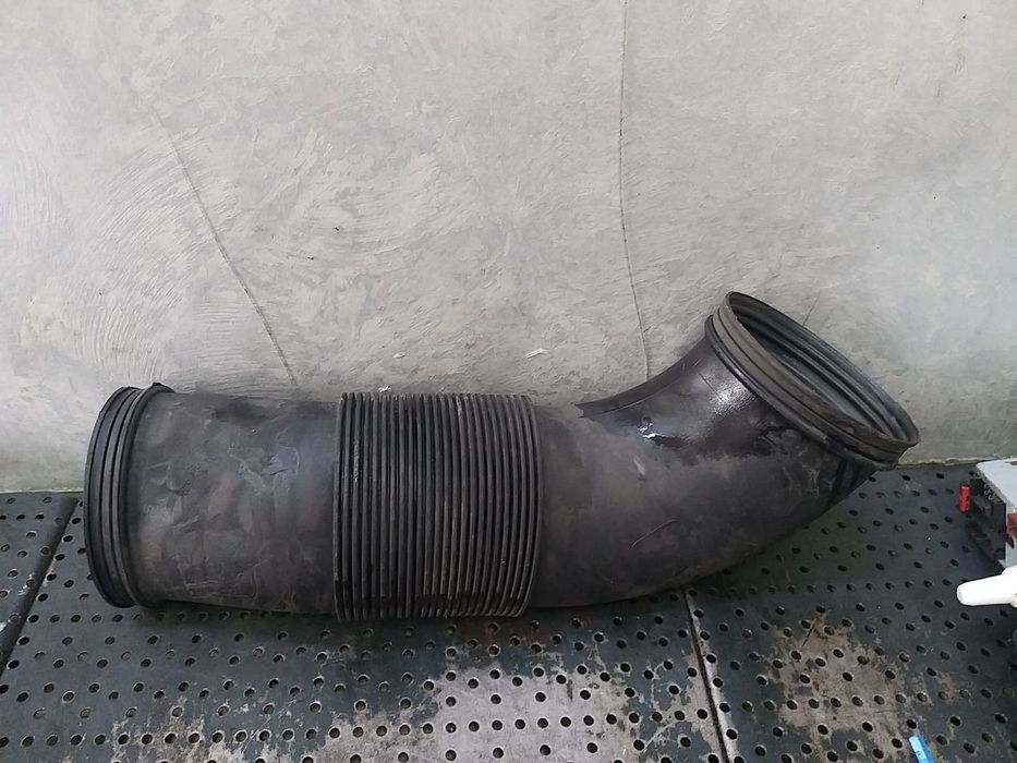 Tub furtun filtru aer 2.3 d iveco daily 6 5801317091