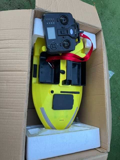 Barcuta Plantat Momeala, 3 cuve, GPS, 2 motoare