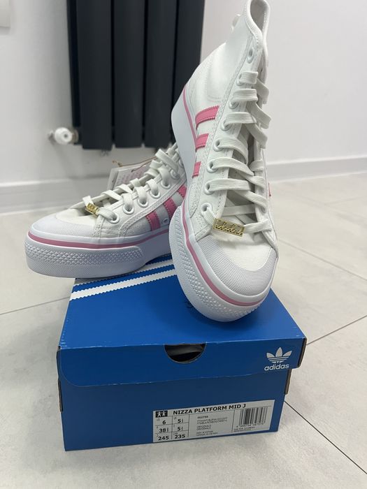 Adidas NIZZA Platform Mid J de vanzare