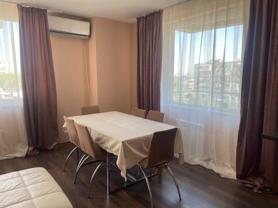 Дава се под наем Тристаен апартамент в София, Манастирски ливади - 84 кв.м за 918 € - Снимка #2