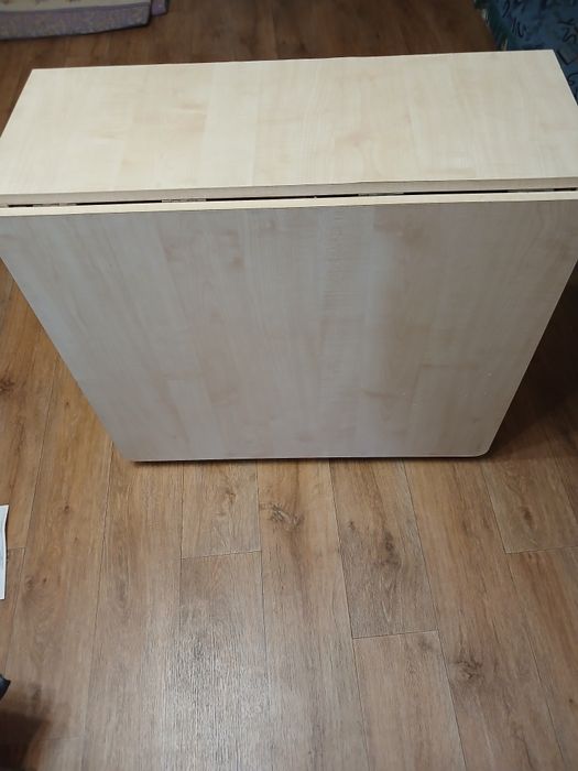 Продам стол -книжка