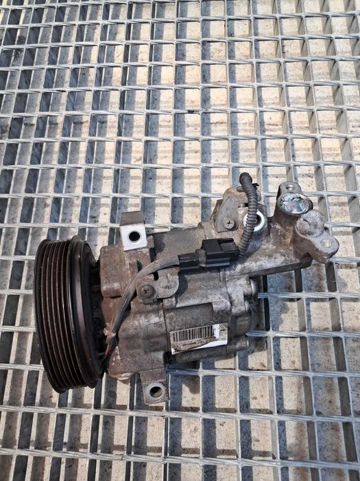 Compresor AC Dacia Duster 1.5 DCI cod 926009154R an 2010 - 2017 Compresor AC Renault Captur Renault Clio 4 Dacia Dokker Dacia Lodgy