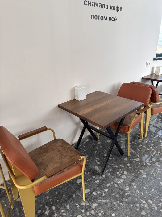 Стулья для кофейни