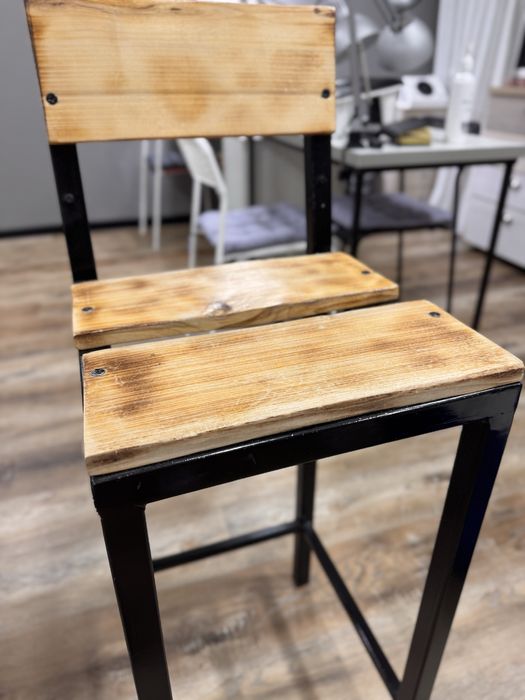 Барный стул в стиле LOFT