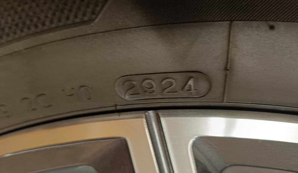 Оригинални джанти с летни гуми 21 цола спорт пакет Bmw G05 G06 X5 X6 дот 2024