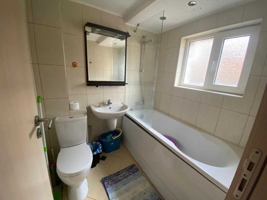 Обзаведена къща в затворен комплекс близо до Варна