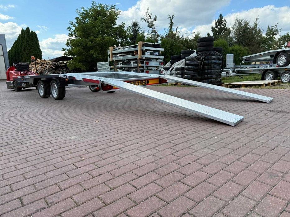 Platformă / trailer auto marca Foowee Jupiter L500 R13C