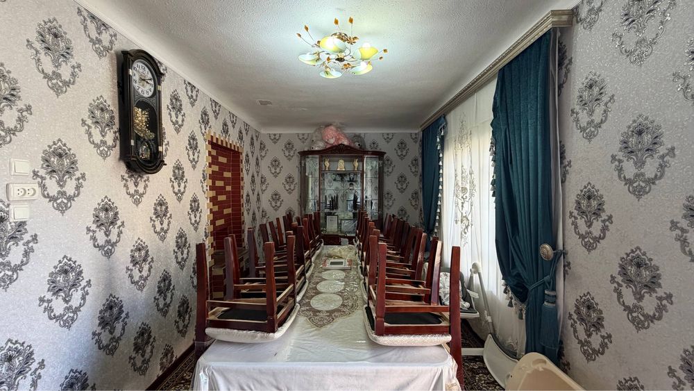 Uy sotiladi hovli yunosobod