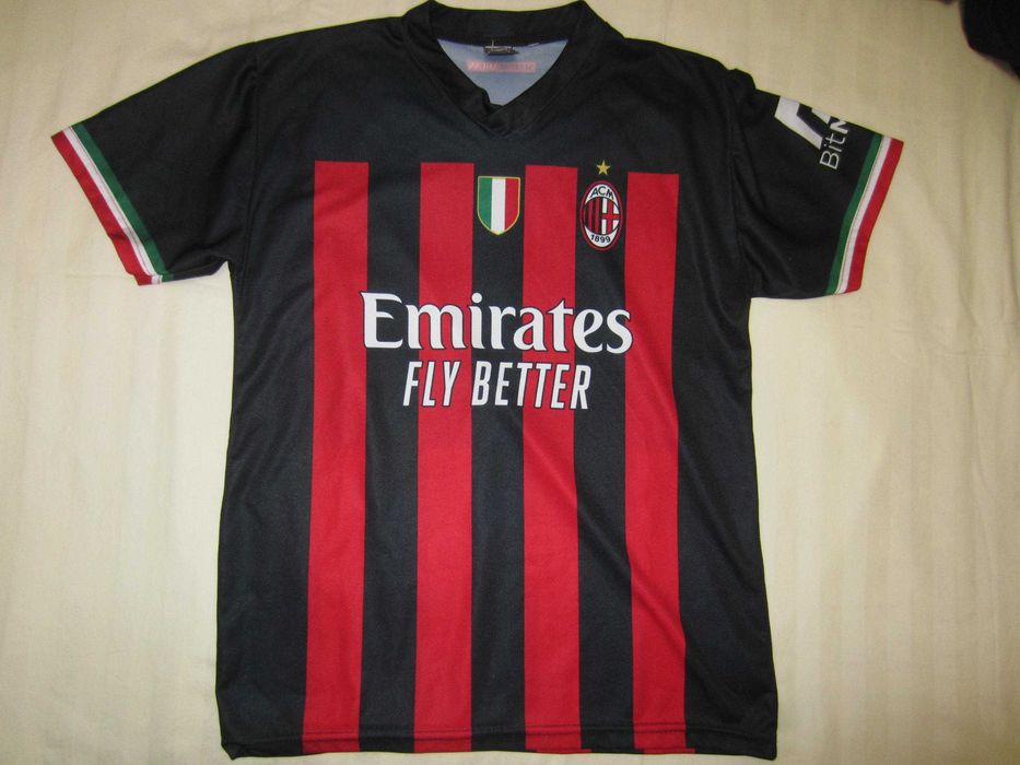 Tricou fotbal AC Milan, masura copil 175-176, poliester, stare f.buna