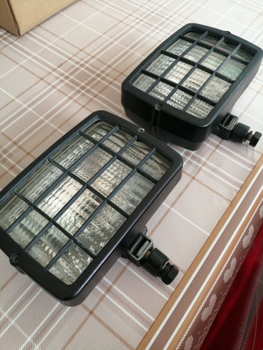 2 Proiectoare Auto Universale cu protecție RINDER / Spania