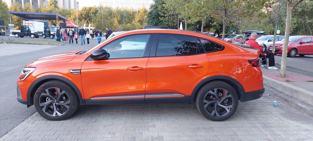Inchiriere microbuz 8+1 locuri. Închirieri auto sct 4,