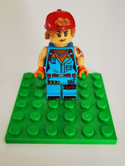 Lego Fortnite minifigurina Sparkplug