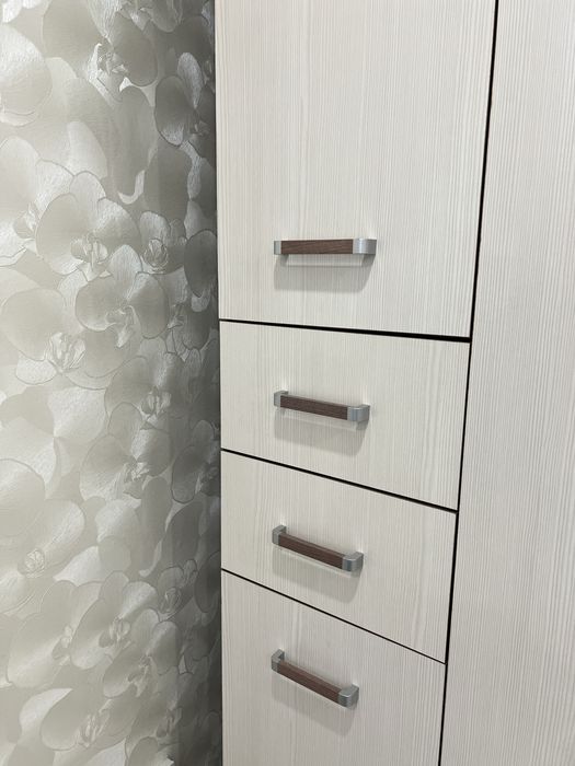 Продам шкаф для одежды новый