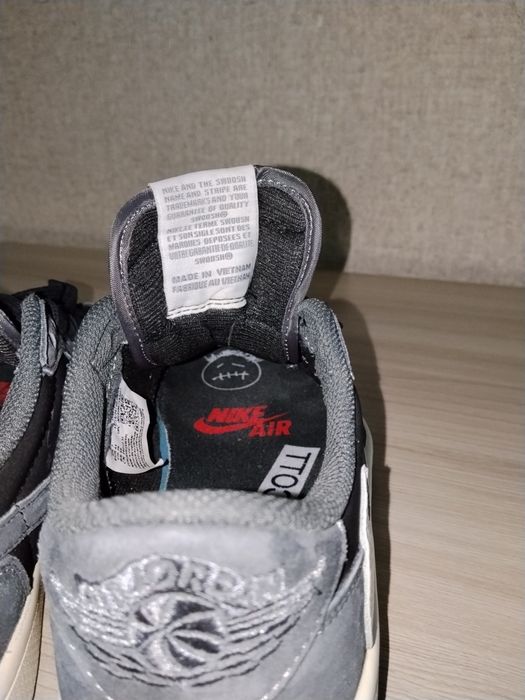 Продам Nike AJ 1 low Travis Scott