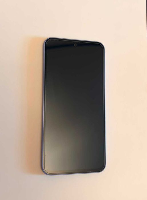 Vând telefon Samsung Galaxy A54 5G, culoare Awesome Violet, păstrat în condiții excelente și perfect funcțional