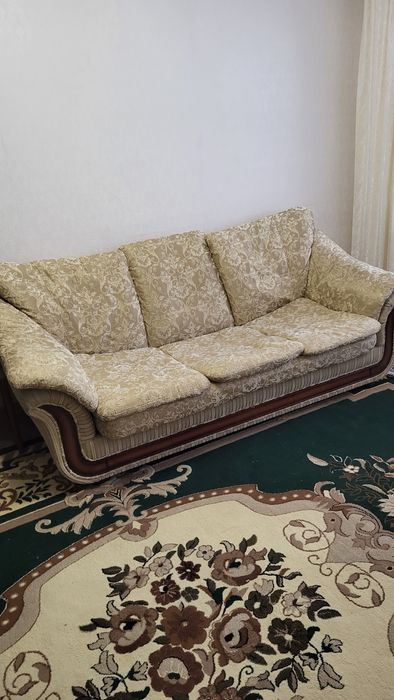 Мягкий уголок продам