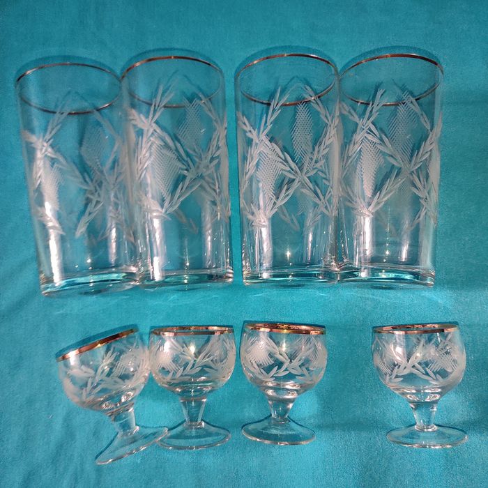 Стаканы и рюмки. Фужеры.