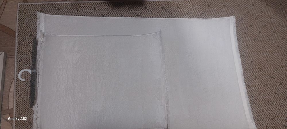 Продам набор из 2 ковриков для ванны