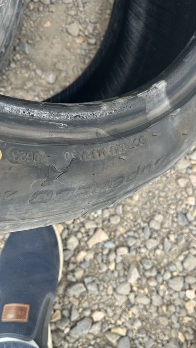 Шины летние 235/45/18