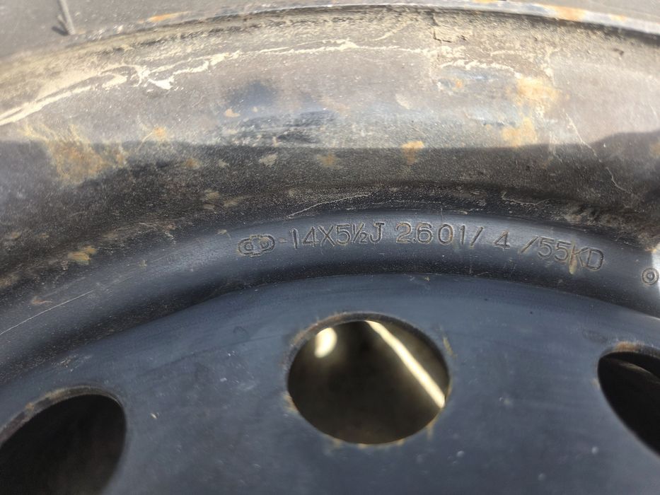 Зимни гуми с джанти 175/65R14 Toyota yaris
