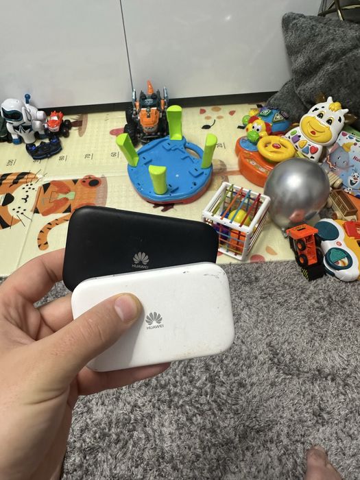 Vand Router wireless portabil HUAWEI E5577-320
