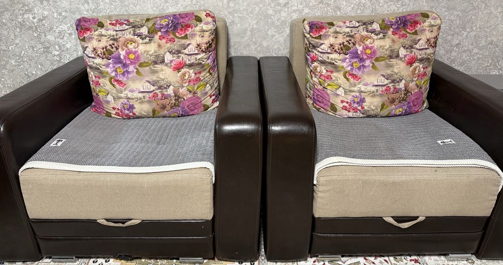 Продам диван с 2 креслами