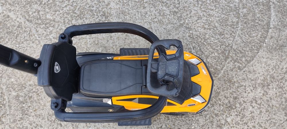 Кола за бутане и яздене