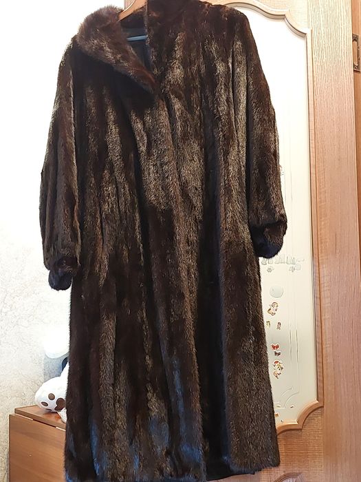 Продам норковую шубу