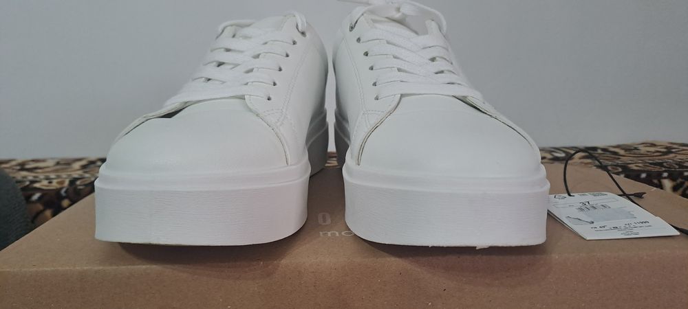 Adidasi platformă 38