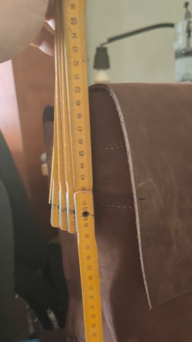 VÂND RUCSAC DIN PIELE de 3mm, cusut cu ață groasă de pielărie specială