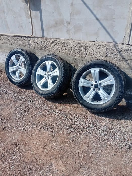 Продам диски и шины R18