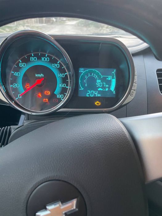 Спарк автомашинаси сотилади