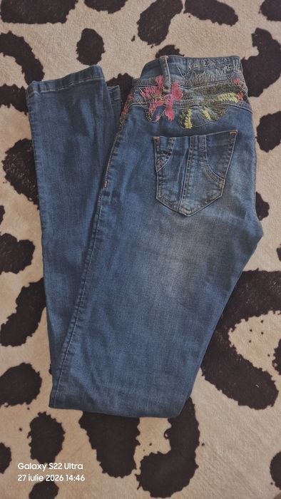 Blugi originali Desigual