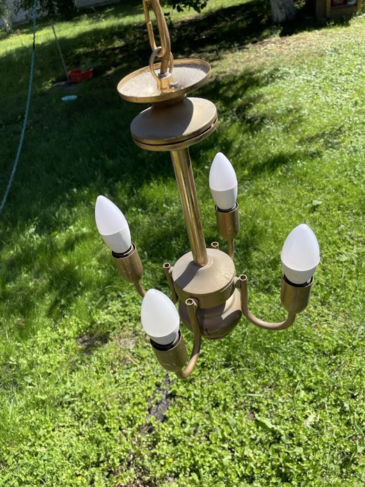 candelabru cu patru becuri