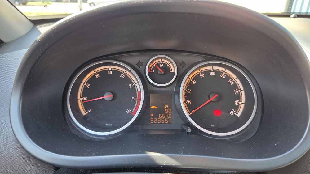 Opel Corsa D 1.2 benzina