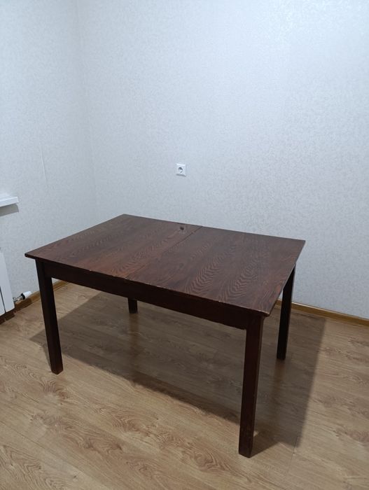 Продается стол.!