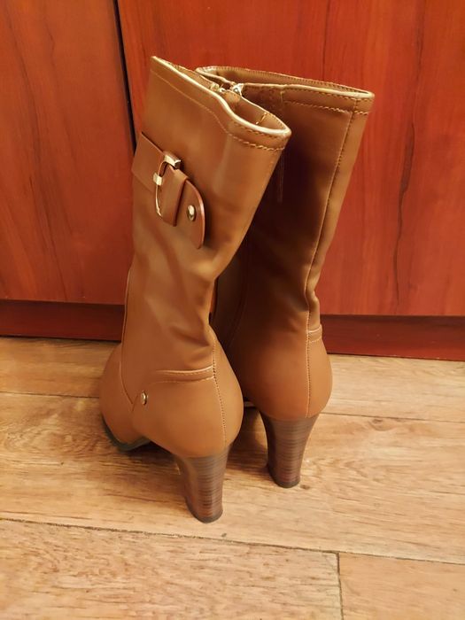 Женские сапожки 38 размера