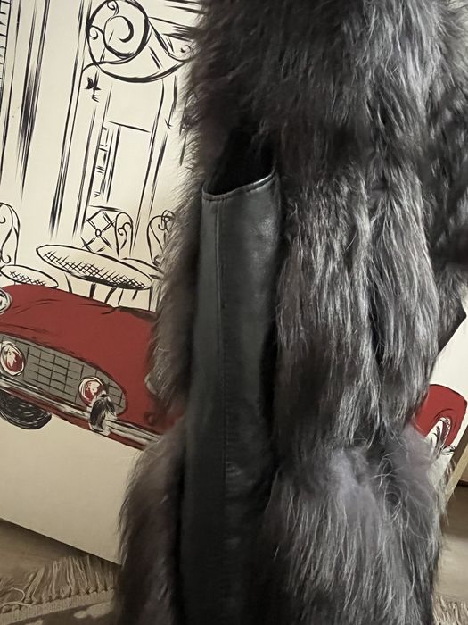 Срочно продам безрукавка чернобурка