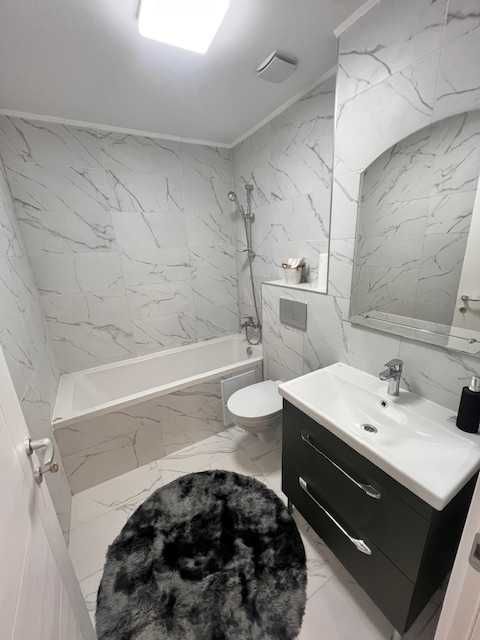 2 Camere+GRADINA cu iesire DIRECTA LA PISCINA+Parcare