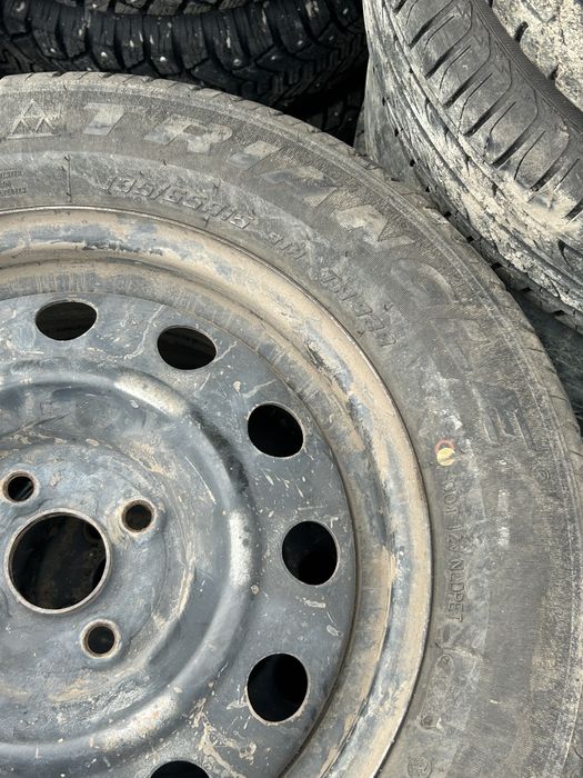 Продам комплект колес