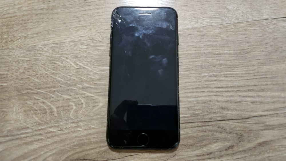 iPhone 7 negru 128Gb