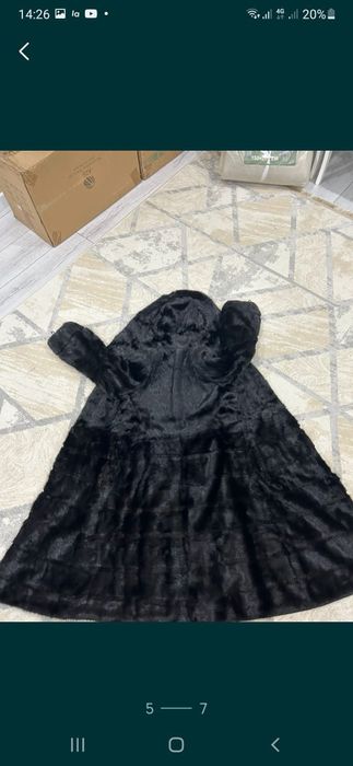 Продаю норкувую шубу