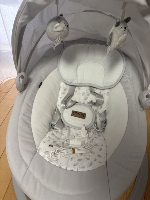 Leagan electric pentru bebelusi