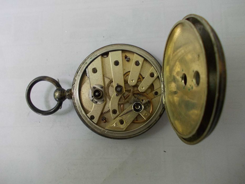 Ceas vechi de buzunar defect din argint 1891