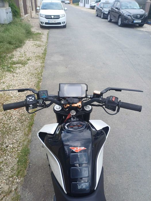 KTM Duke 390 2019 Akrapovic